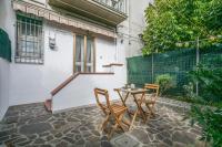 Sage&Rosemary Home - with Garden by Pleiades Home - B&B