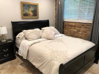 2 bedroom apartment next to LSU campus - B&B