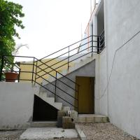 Apartamentos Petenchel, por Aeropuerto Flores Peten no 3 - Chambres d'hôtes Santa Elena
