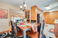 Spacious Cottage Grove Haven Near Downtown St Paul - Chambres d'hôtes Cottage Grove