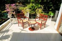 Holiday Nest Bed & Breakfast - Bed and Breakfast