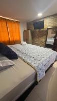 Sea Life Apartamentos en vía principal Centro y San luis - Chambres d'hôtes San Andrés