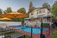 Camellia House - Elevator Access, Swimming, and Spa Pools - Chambres d'hôtes Nelson