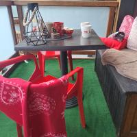 STUDIO 2 ALPES STYLE CHALET au PIED DE TELESIEGE DU DIABLE - B&B