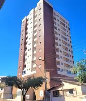 Apê Área Central c/ Churrasqueira, Varanda e Suíte - B&B