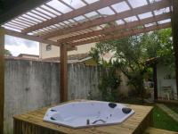 Casa perto a praia Guaecá 6 -10 pessoas - B&B São Sebastião