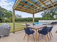 Greenville Central Retreat With Pool & Sleeps 11 - B&B
