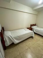 Apartamento de 2 dormitorios con balcón
