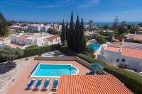 Villa Rocha Family villa Near Ocean Pool BBQ - Chambres d'hôtes Carvoeiro