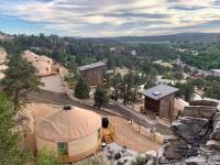 Yurt Overlook #3 with AC and Private Bath 2 Kings - B&B
