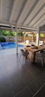 Maison avec piscine privée au Gosier en Guadeloupe - Chambres d’hôtes Caraque