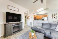 Walk to Rotary Park Lake Havasu City Condo - Chambres d’hôtes Lake Havasu City