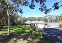 Husky Hideaway - B&B Woollamia