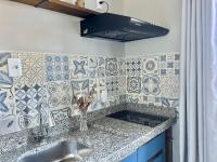 Studio Econômico! Á 250 m. do mar! NS01I - B&B
