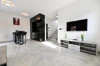 Appartamento con 2 Camere da Letto e Balcone