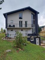 Villa JELENA - Guest House Nela - B&B