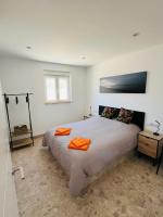 Two-Bedroom Apartment with Mountain View