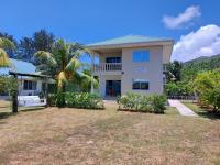 Blue Sky Self Catering - B&B Grand'Anse