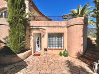 Charmant 2 pièces dans villa - B&B