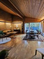 Private room - 1 in a luxury villa CHALET STYLE - B&B Oslo