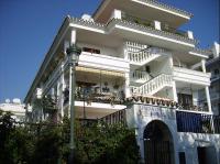 Little Lola, Carabeo Nerja - Chambres d’hôtes Nerja