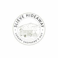 Countryside Shepherds Hut with hot tub wood fired - B&B