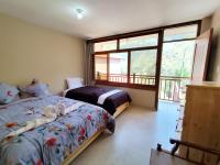 Twin Room with Mountain View