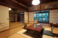 Deluxe Japanese Style Twin Room with Bathroom