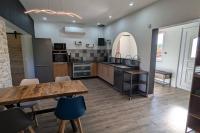#Maison chaleureuse sur les hauteurs d'Aubiac# - B&B