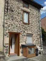 Gîte pied du Mont-fourcat - B&B