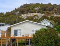 Silver Hill ~ from farm cottage to splendid beachy vibes! - Ferienwohnung
