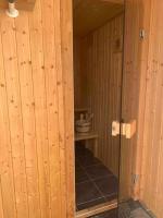 Aneks i rolige omgivelser-adgang til pool og sauna - B&B