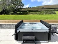 Salty Sands Luxury Beach House - B&B