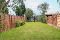 4 Bedroom House - Accommodates 7 - Garden - Parking - Netflix - Wifi - 559T - Chambres d’hôtes