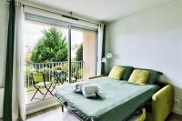 Studio mit Balkon