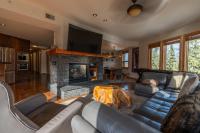 Rundle Cliffs Lodge by Canmore Premier - B&B Canmore