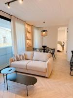 Stylish Designer Apartment - B&B