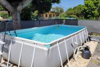 Container 1 with pool, free wifi fully equiped - B&B