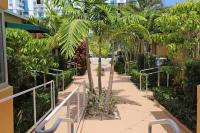 Family Friendly Condo Steps to Miami Beach with Free Parking - B&B