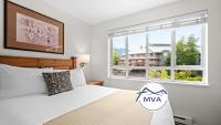 Bear Lodge Two Bedroom by MVA - B&B