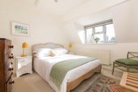 Charming Cotswold Loft - B&B Cirencester