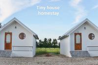 Tiny house homestay & cafe T1 - B&B