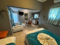 Triple Room with Bathroom