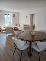 Appart centre-ville proche gare - B&B Feurs