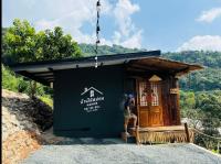 MaiMon On the Hill Homestay - B&B Ban Pong Yaeng Nai