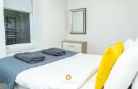 CENTRAL SERVICED APARTMENTS - Cosy 1 Bedroom - Close To University of Dundee - Sleeps 2 - Ground Level - Self Check In - Modern and Cosy - Fast WiFi - Heating 24-7 - Free Street Parking - Ferienwohnung
