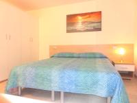 Apartment mit 2 Schlafzimmern und Terrasse