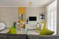 Mmanokeng Suit - B&B