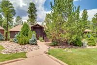 Spacious Torreon Cabin with Deck and Gas Grill! - B&B