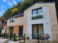 Három Hegy Apartman Lillafüred - B&B